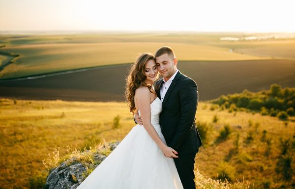 The wedding of Alex and Sarah wedding couple Gallery 3