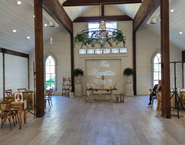 Reception Venues Listing Category Chandler Oaks Barn Chandler Oaks Barn