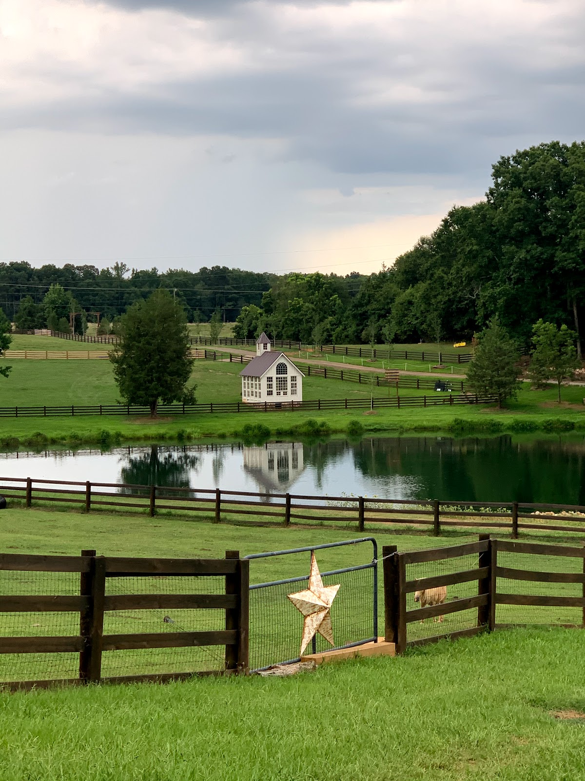 Cowboys And Angels Ranch - Wedding Venue | VowVenue.com