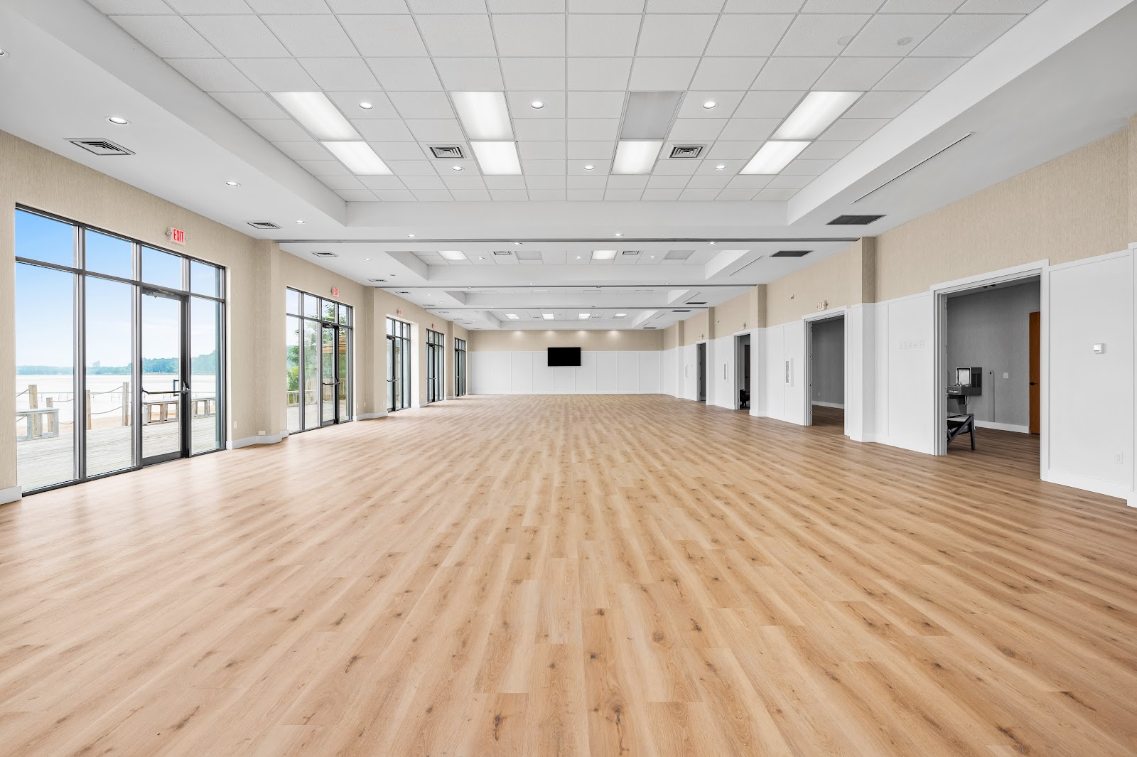 Harbor Brook Hall - Wedding Venue | VowVenue.com