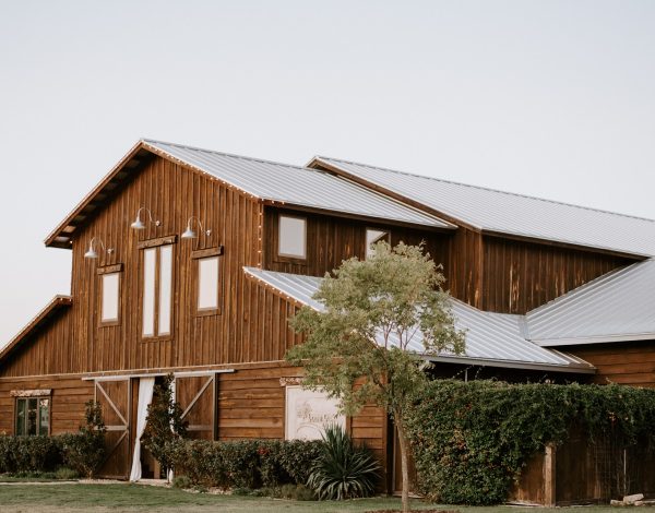 Reception Venues Listing Category Lone Oak Barn Lone Oak Barn