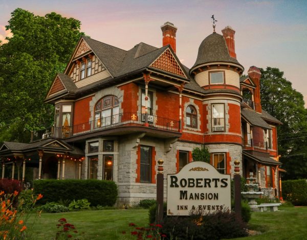 Reception Venues Listing Category Roberts Mansion Inn & Event Center Roberts Mansion Inn & Event Center