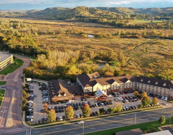 Reception Venues Listing Category Stoney Creek Hotel La Crosse – Onalaska Stoney Creek Hotel La Crosse - Onalaska