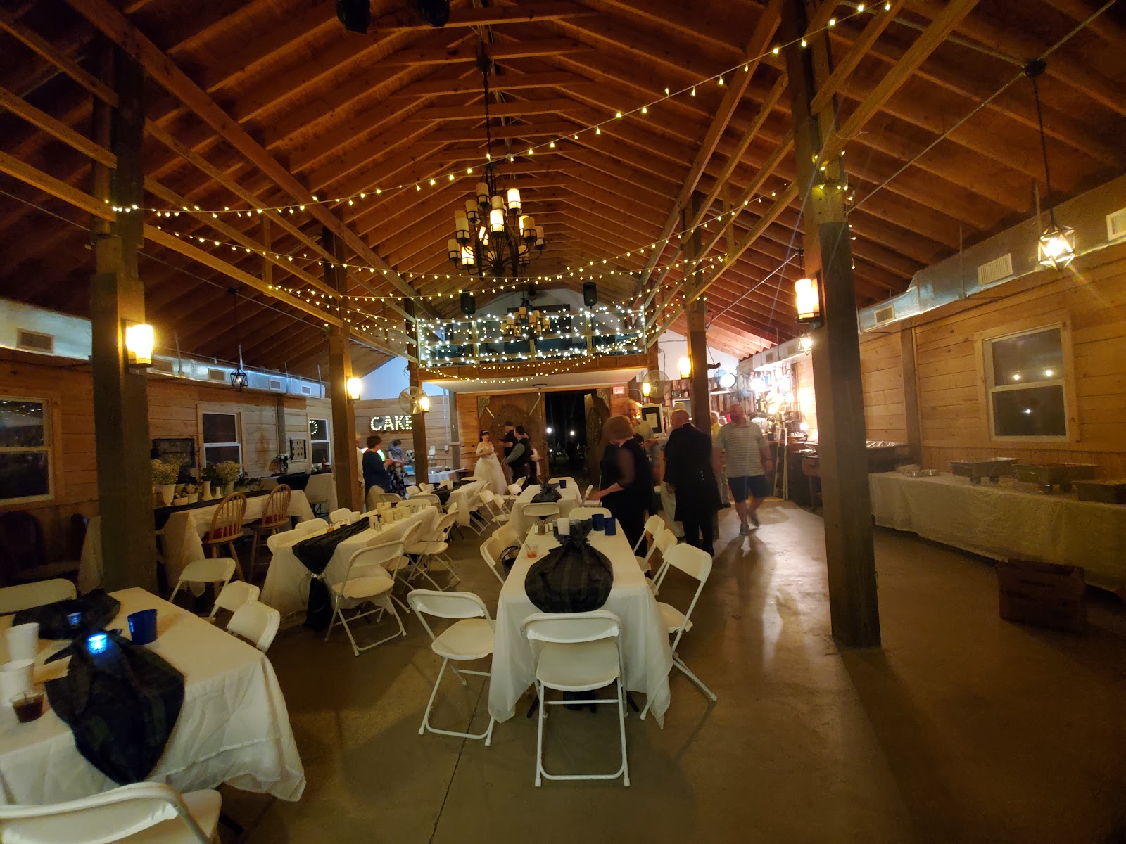 The Barn on Summers Drive - Wedding Venue | VowVenue.com
