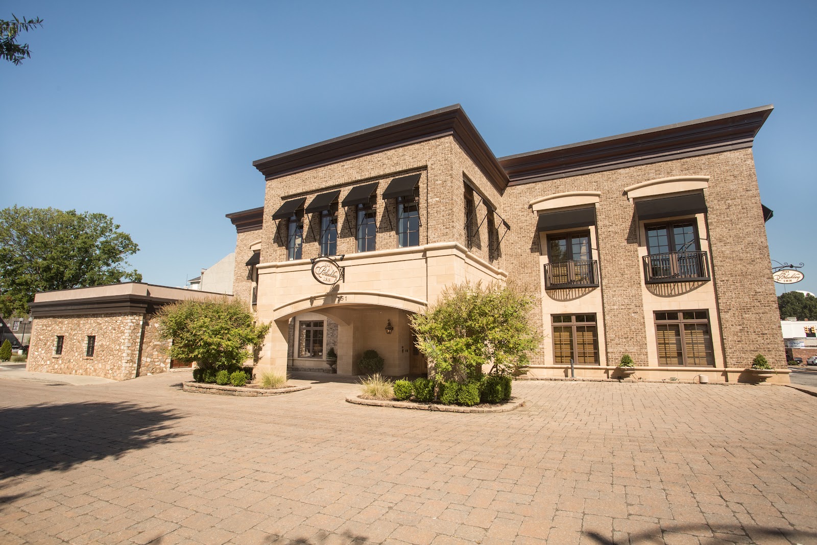 The Bleckley Inn - Wedding Venue | VowVenue.com