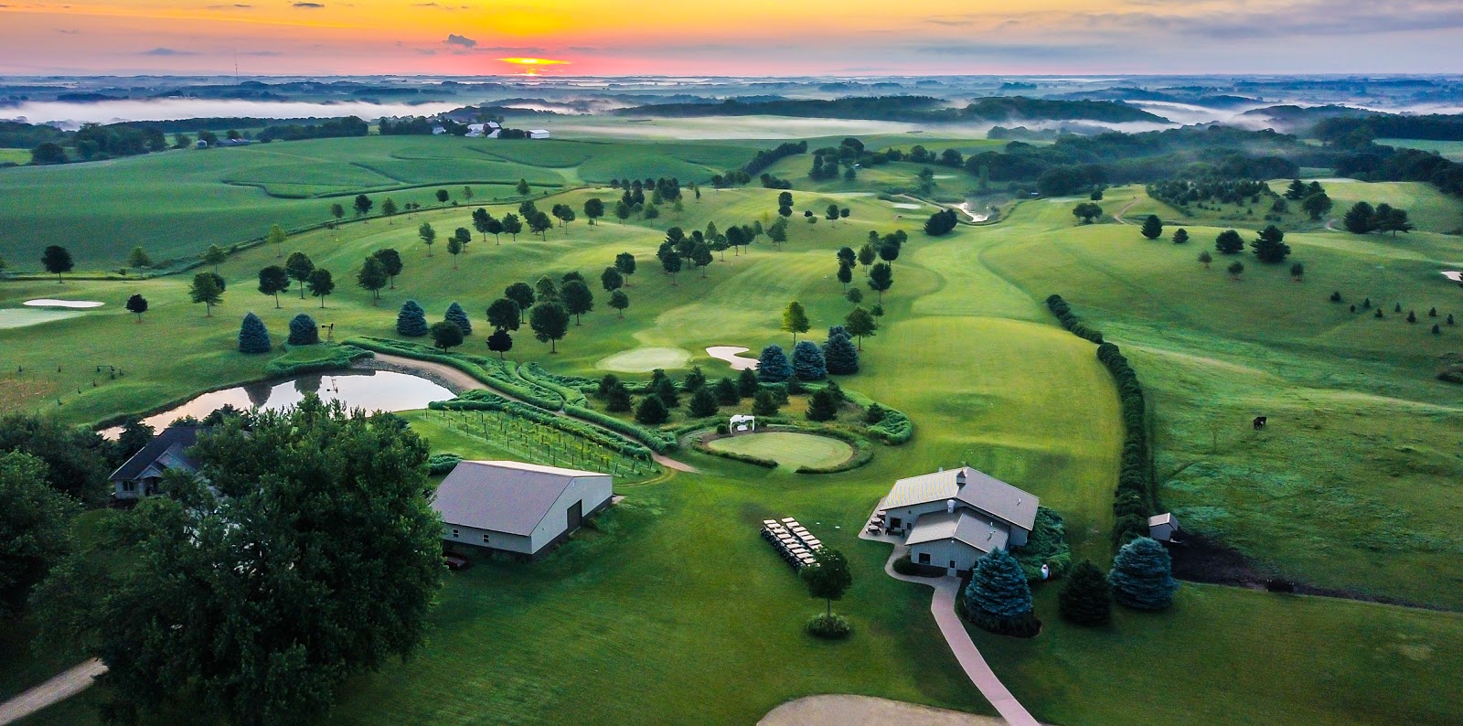 Zumbro Falls Golf Club Wedding Venue VowVenue com