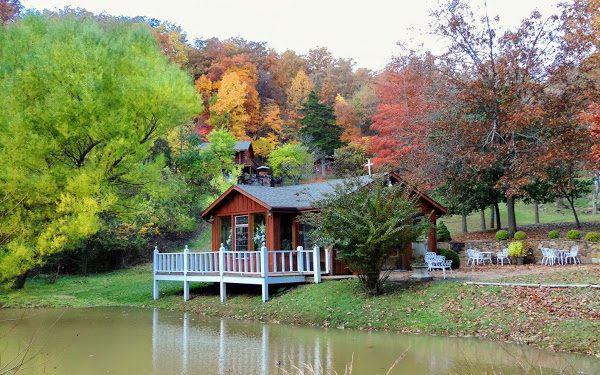 Reception Venues Listing Category Little Glass Wedding Chapel At Red Bud Valley Little Glass Wedding Chapel At Red Bud Valley