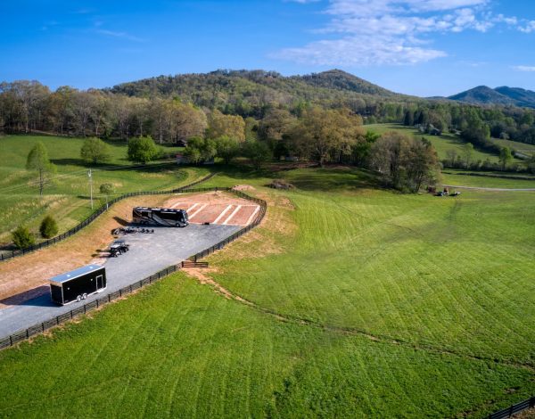 Reception Venues Listing Category Staurolite Barn LLC Staurolite Barn LLC