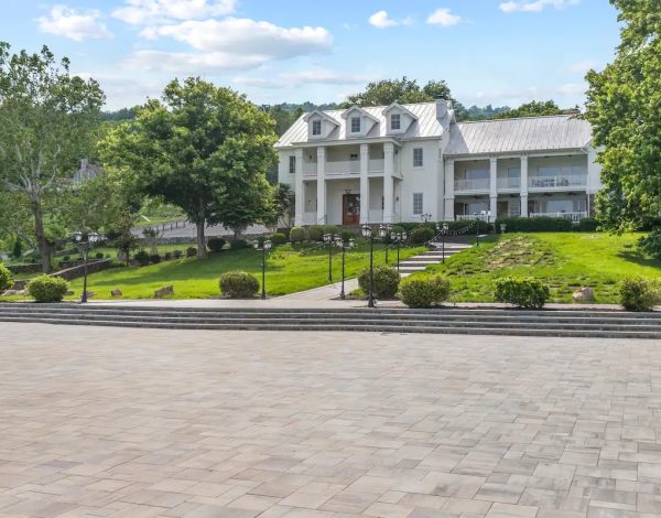 Reception Venues Listing Category The View at Bluemont The View at Bluemont