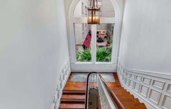 Solari Orleans, Revel on the Avenue in Quintessential New Orleans history. Gallery 74
